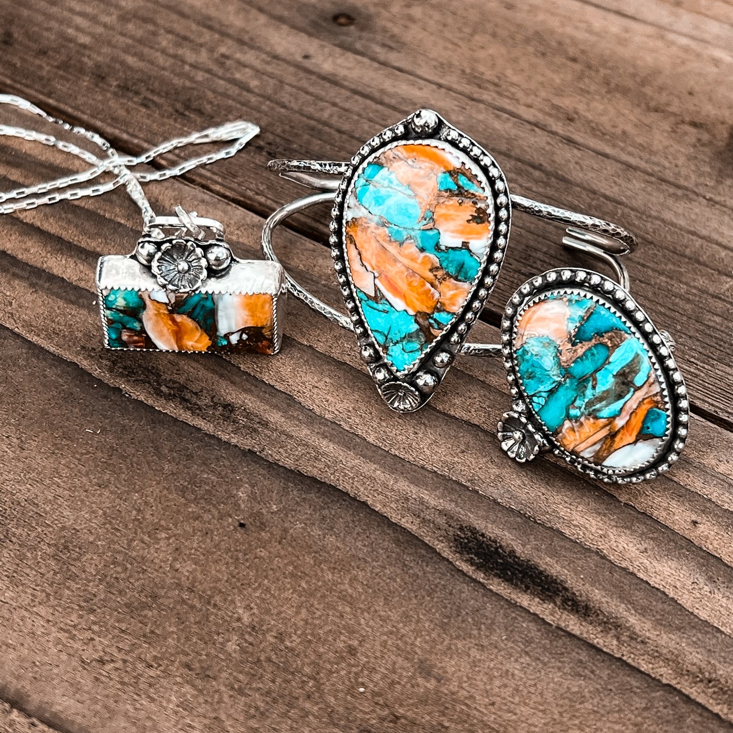 Spiny Kingman Bar Necklace