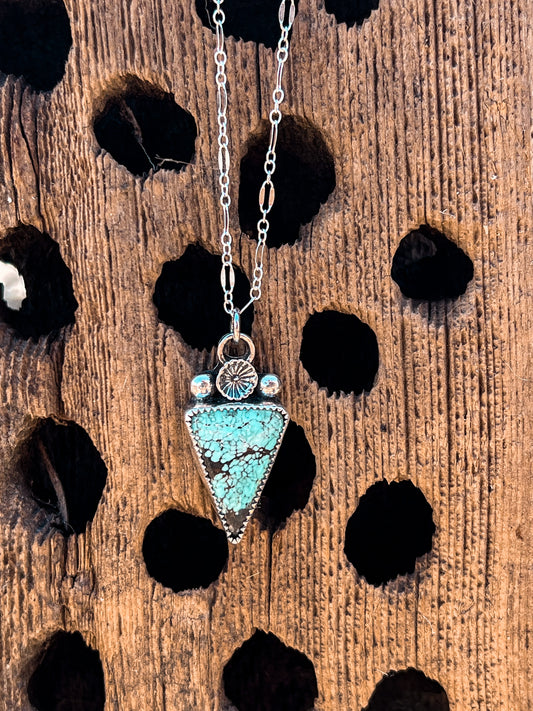 Hubei Arrow Necklace