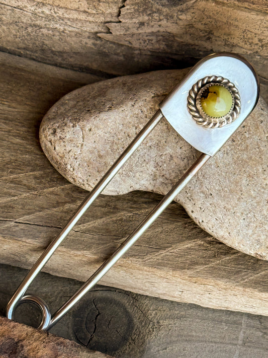 Green Hubei Safety Pin Accessory